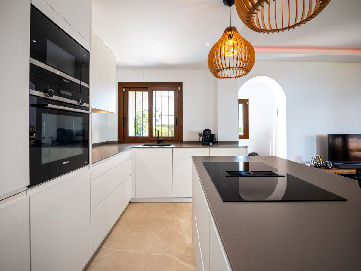 Se vende Apartamento Planta Baja de 3 dormitorios en Costa Del Sol, Málaga, España