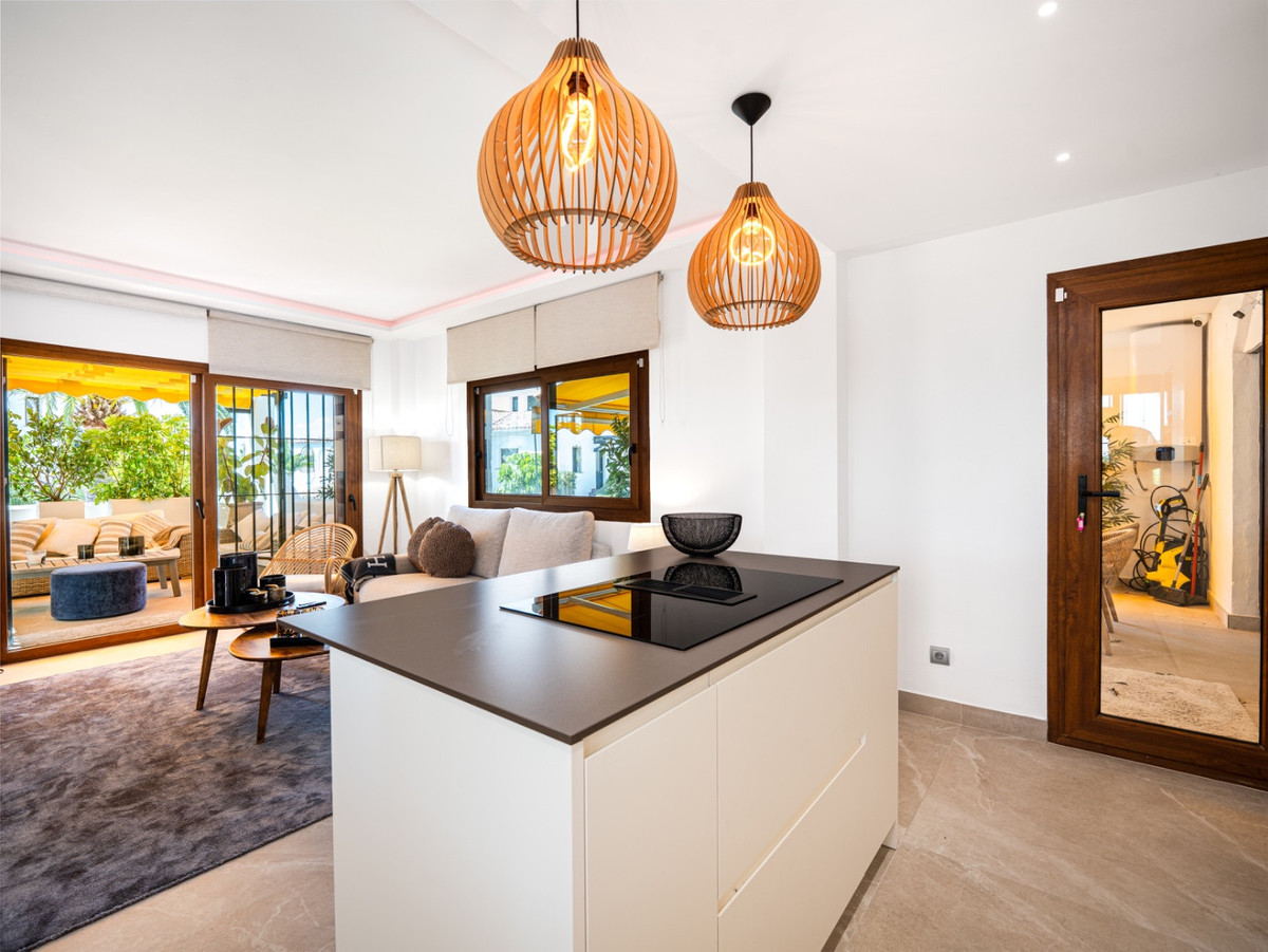 Se vende Apartamento Planta Baja de 3 dormitorios en Costa Del Sol, Málaga, España