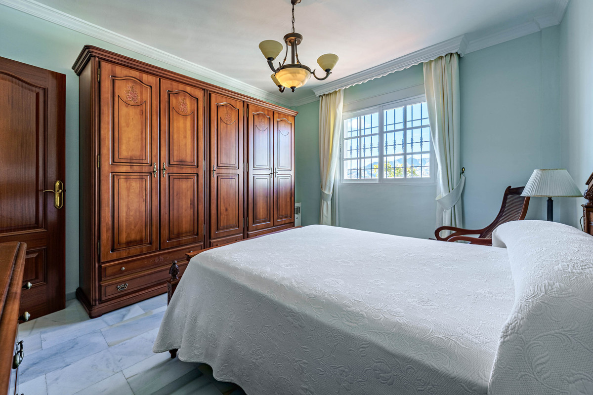 Se vende Villa - Chalet de 3 dormitorios en Málaga Ciudad, Málaga, España