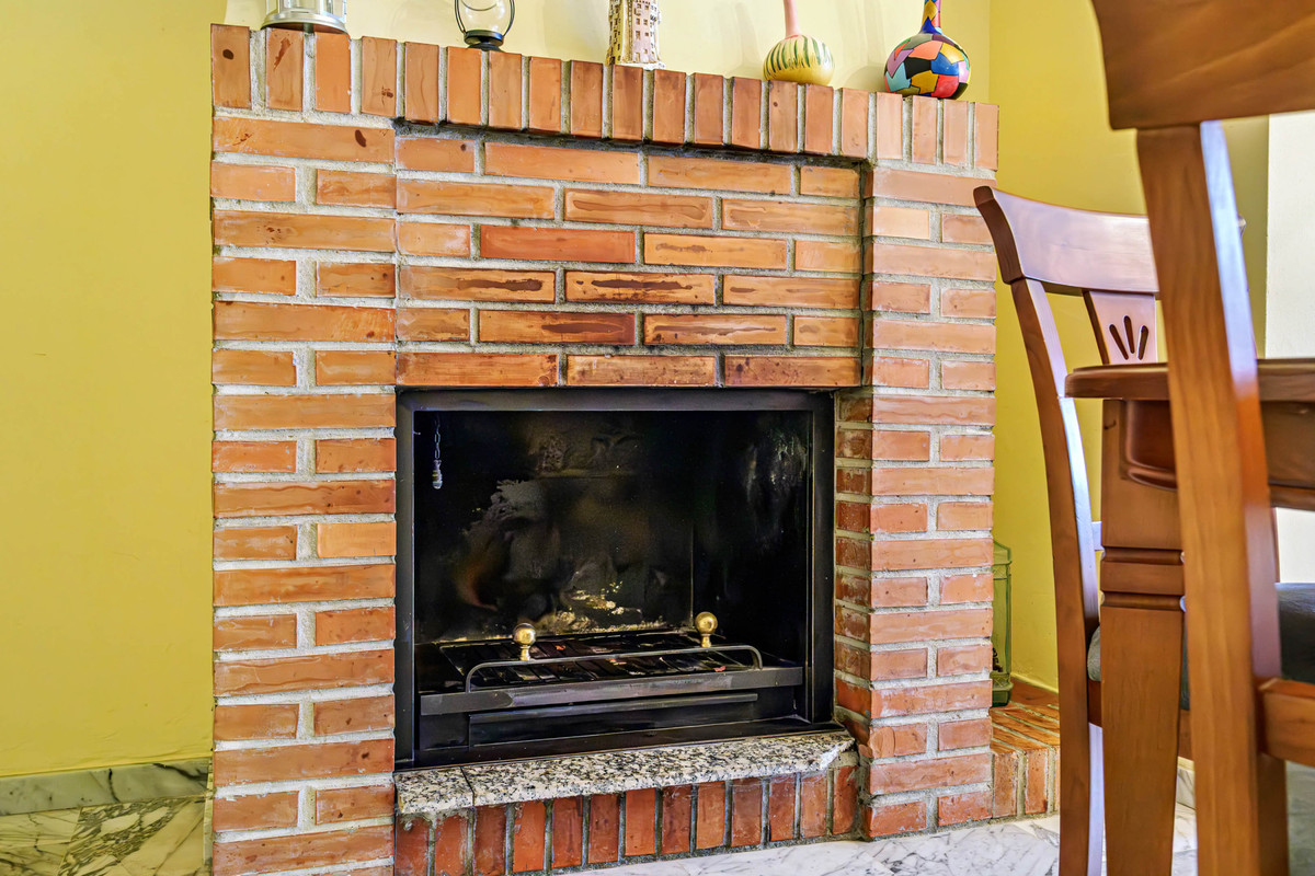 Se vende Villa - Chalet de 3 dormitorios en Málaga Ciudad, Málaga, España