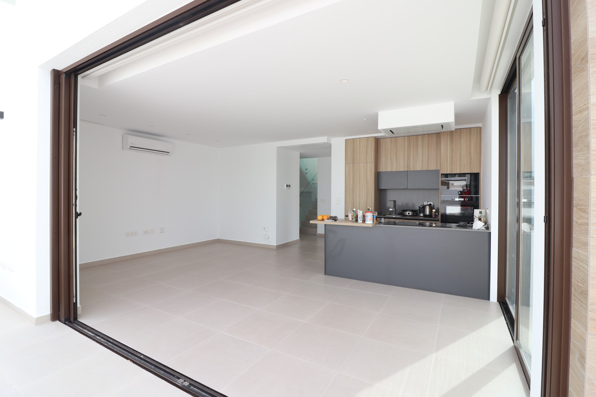 3 Bed Townhouse for sale in Benijofar Costa Blanca, Alicante, Spain