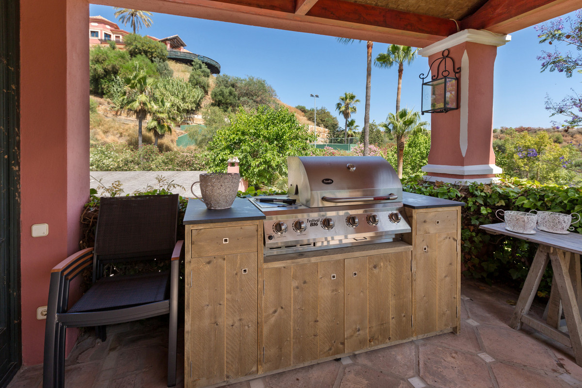 Se vende Villa - Chalet de 12 dormitorios en Costa Del Sol, Málaga, España