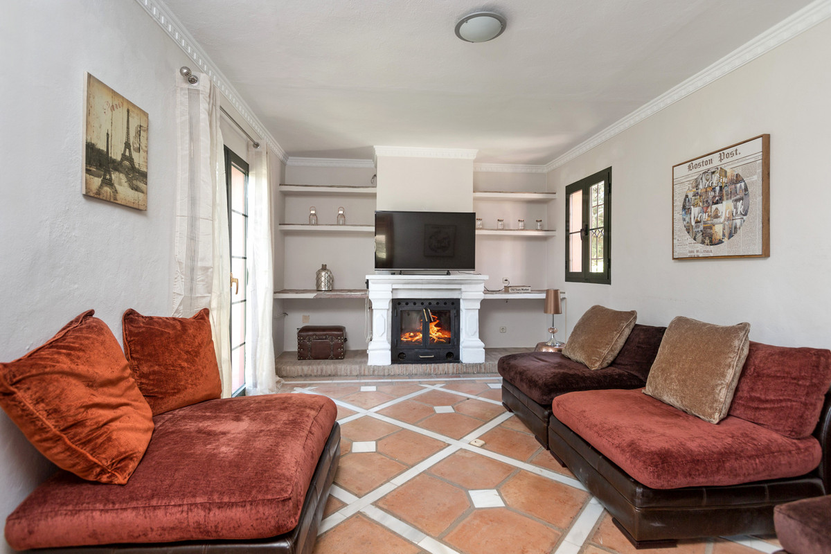 Se vende Villa - Chalet de 12 dormitorios en Costa Del Sol, Málaga, España