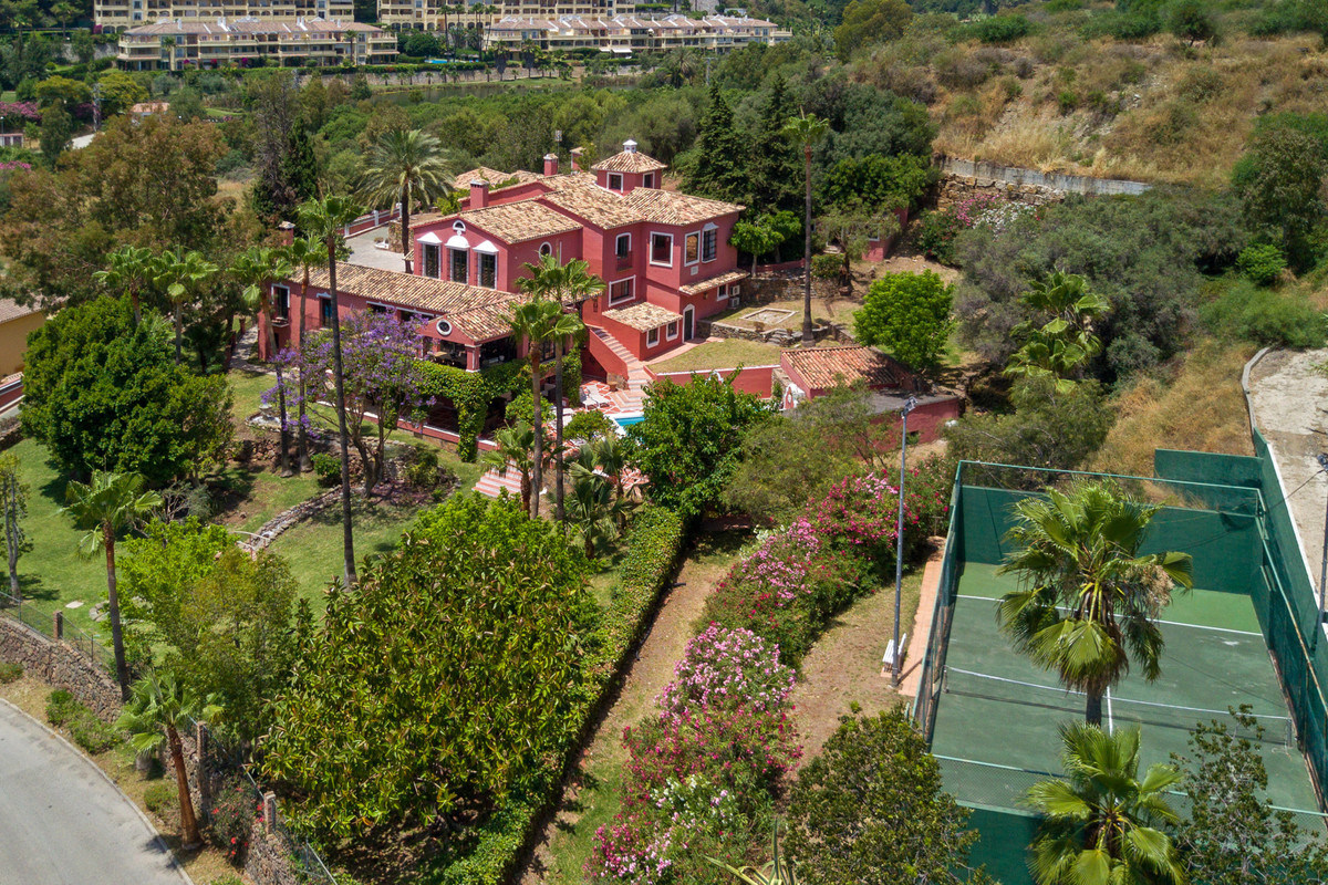 Se vende Villa - Chalet de 12 dormitorios en Costa Del Sol, Málaga, España