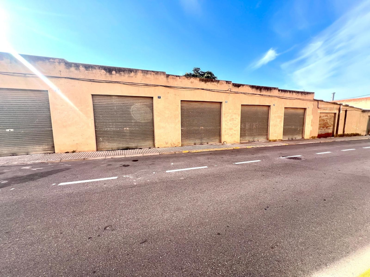 Se vende Adosada de 6 dormitorios en Costa Blanca, Alicante, España