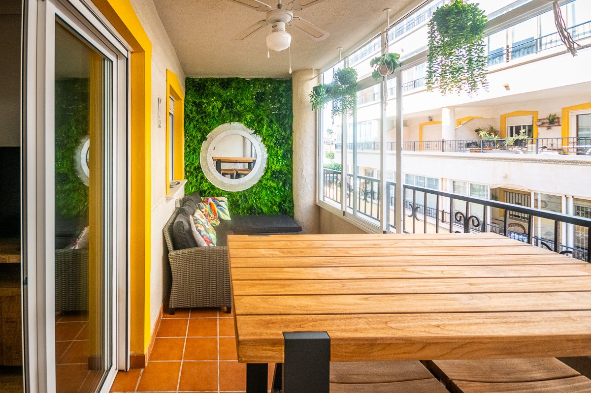 Se vende Apartamento Planta Baja de 2 dormitorios en Costa Blanca, Alicante, España