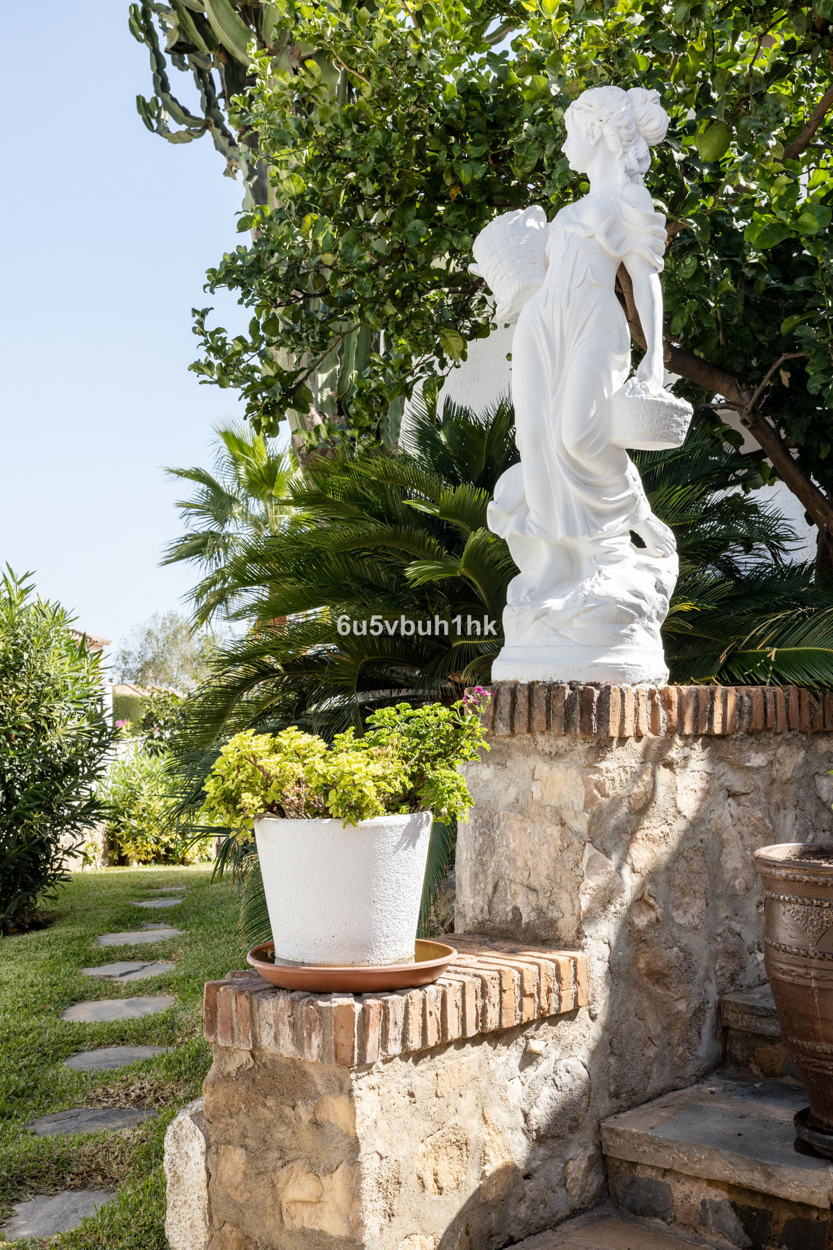 6 Bed Townhouse for sale in Arroyo De La Miel Costa Del Sol, Málaga, Spain