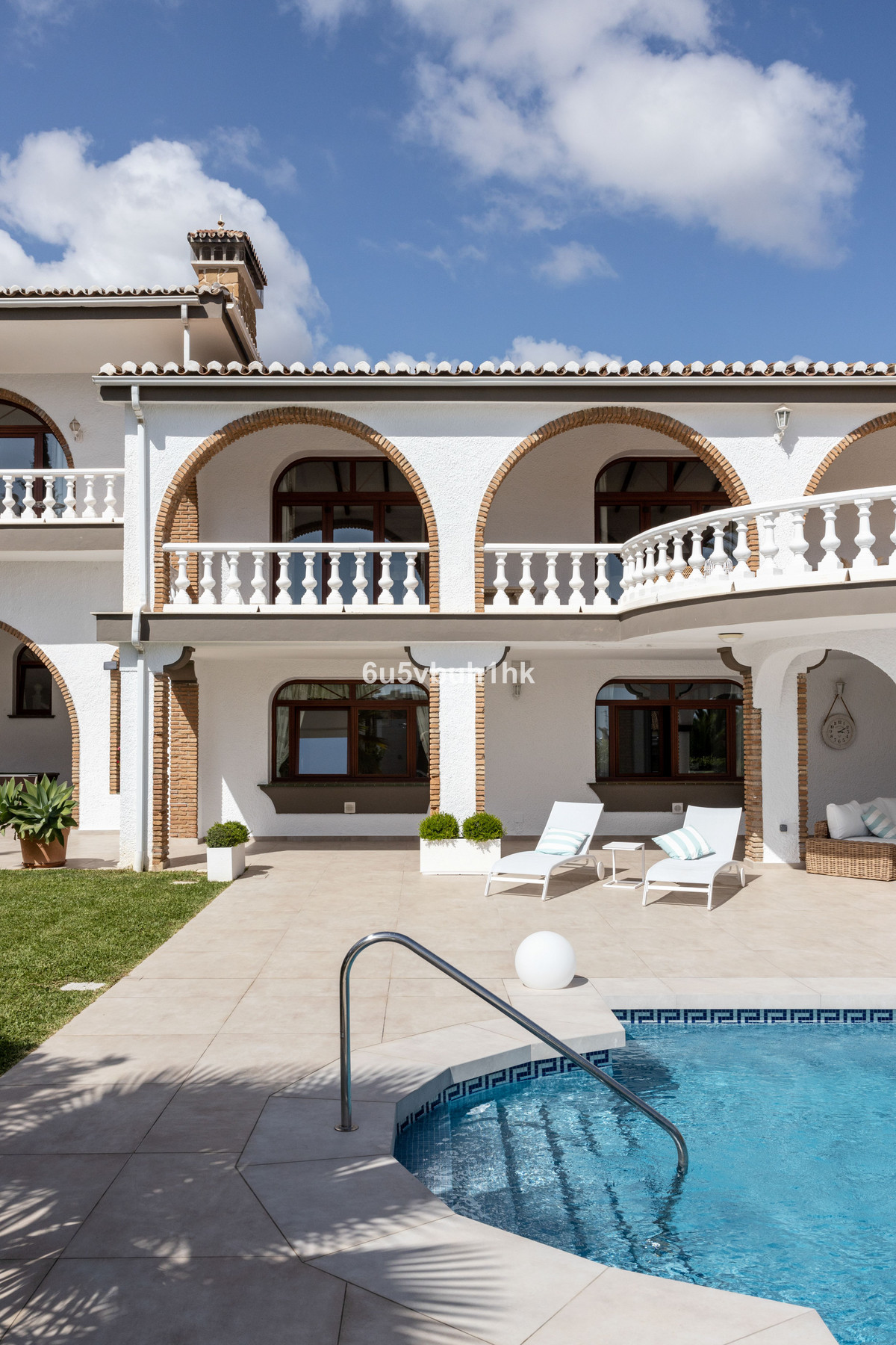6 Bed Townhouse for sale in Arroyo De La Miel Costa Del Sol, Málaga, Spain