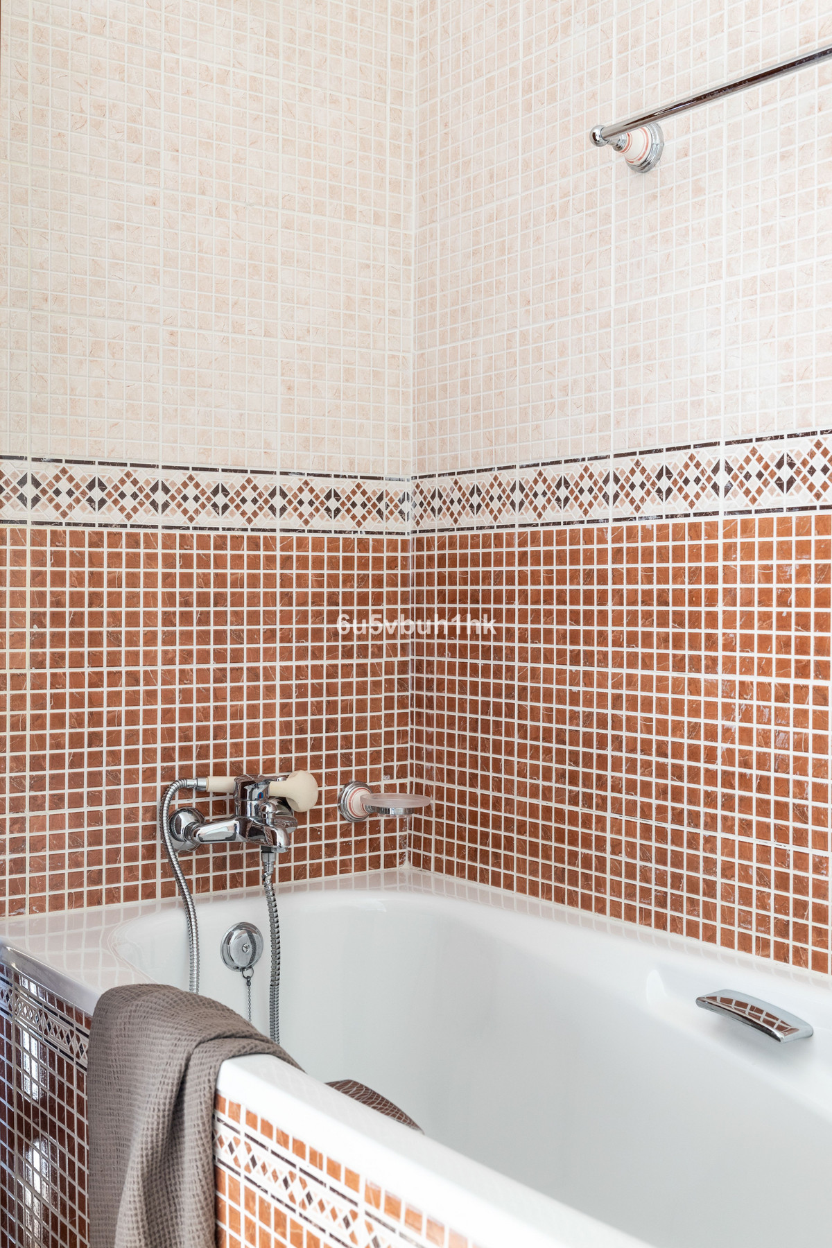 6 Bed Townhouse for sale in Arroyo De La Miel Costa Del Sol, Málaga, Spain