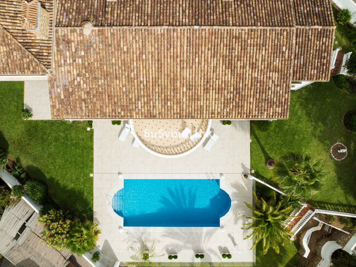 6 Bed Townhouse for sale in Arroyo De La Miel Costa Del Sol, Málaga, Spain
