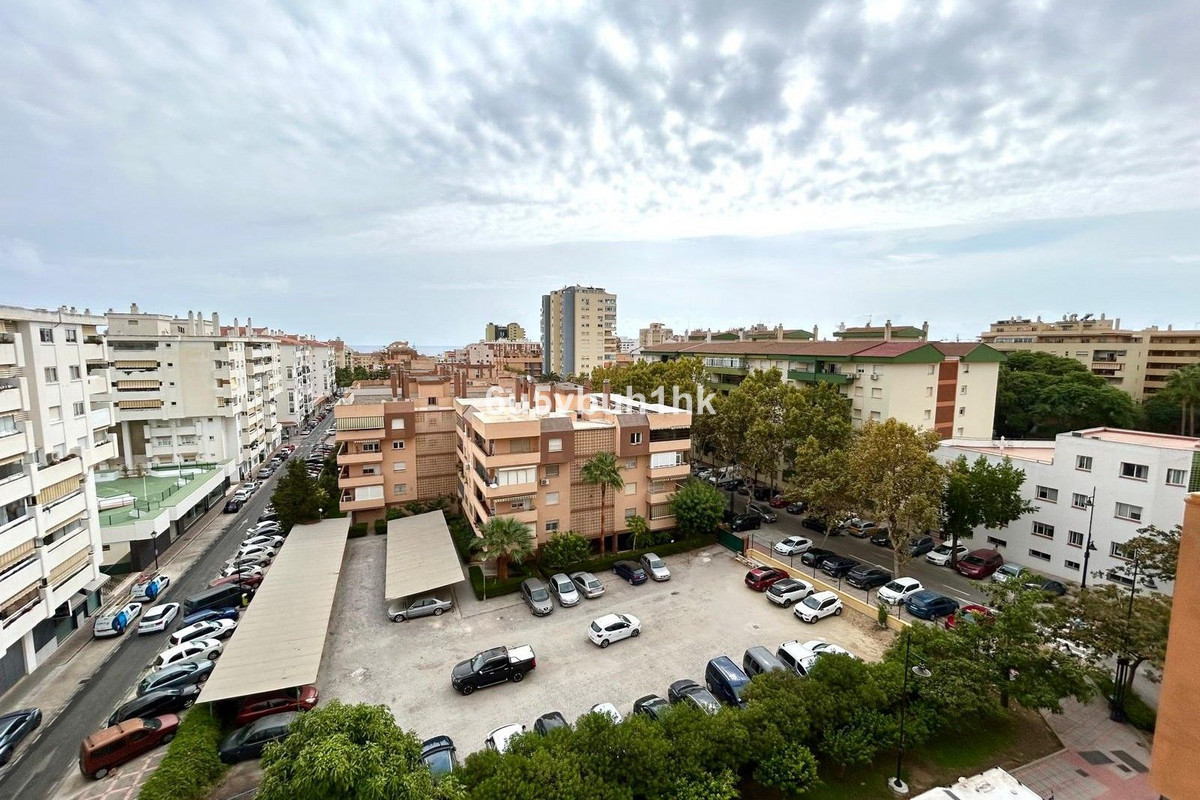 Se vende Apartamento Planta Media de 2 dormitorios en Costa Del Sol, Málaga, España