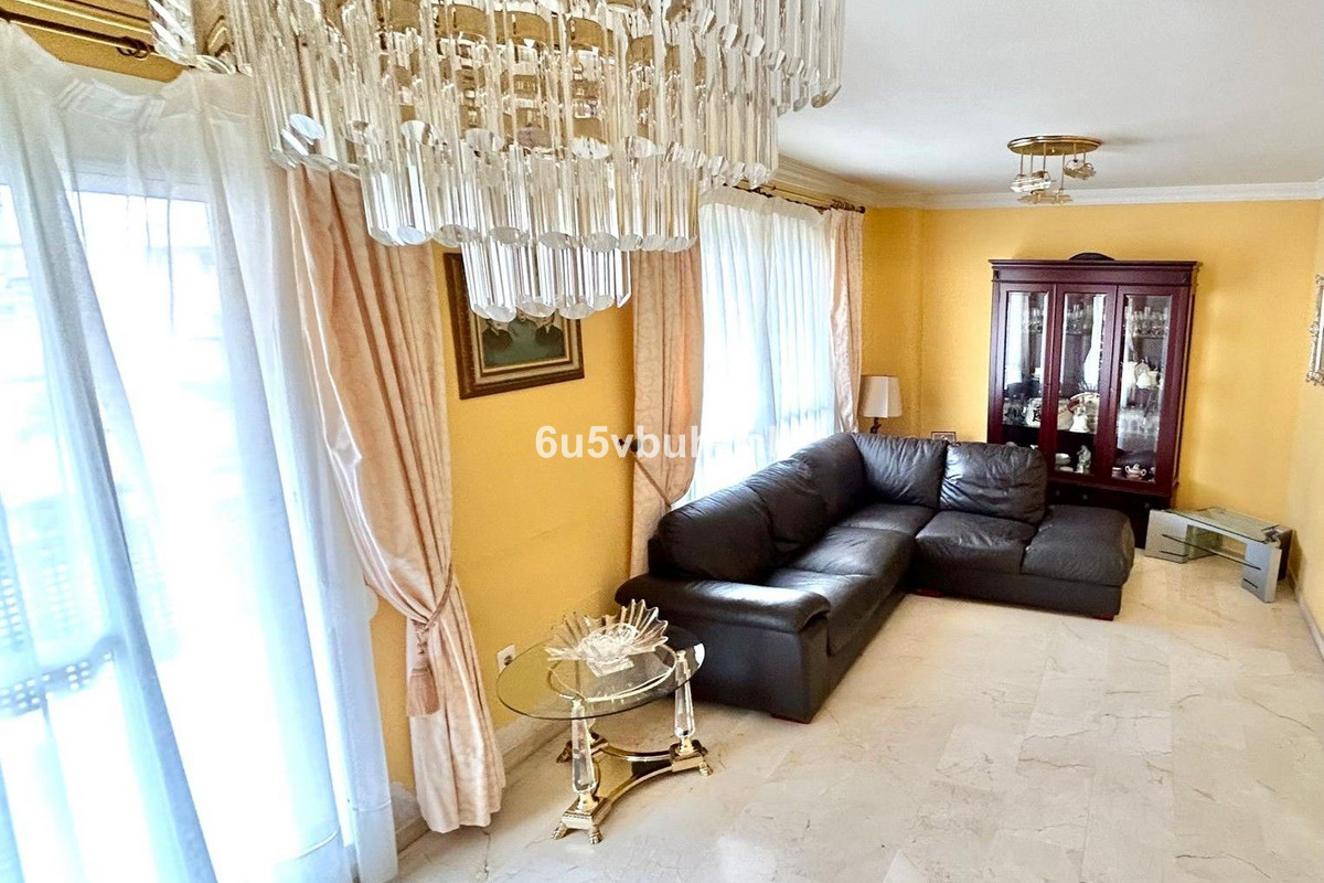 Se vende Apartamento Planta Media de 2 dormitorios en Costa Del Sol, Málaga, España