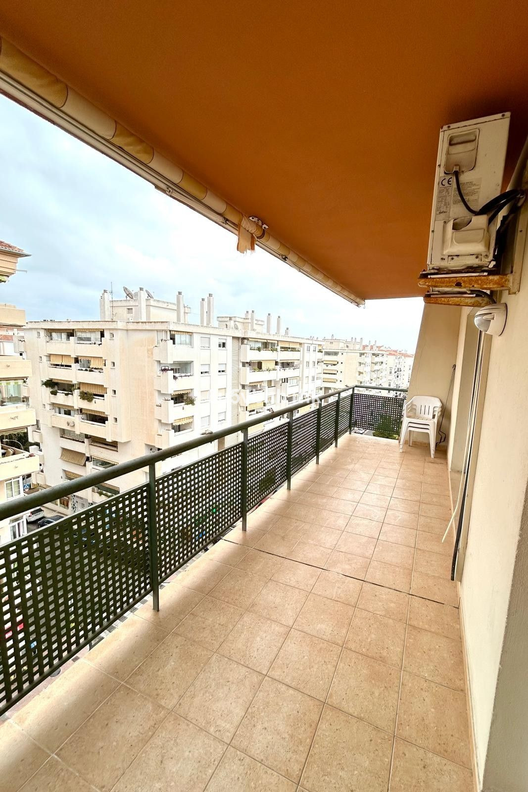Se vende Apartamento Planta Media de 2 dormitorios en Costa Del Sol, Málaga, España