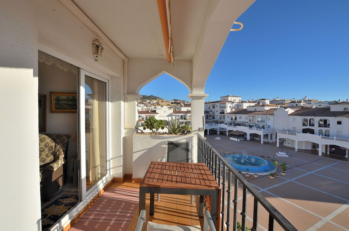2 Bed Apartment for sale in Arroyo De La Miel Costa Del Sol, Málaga, Spain