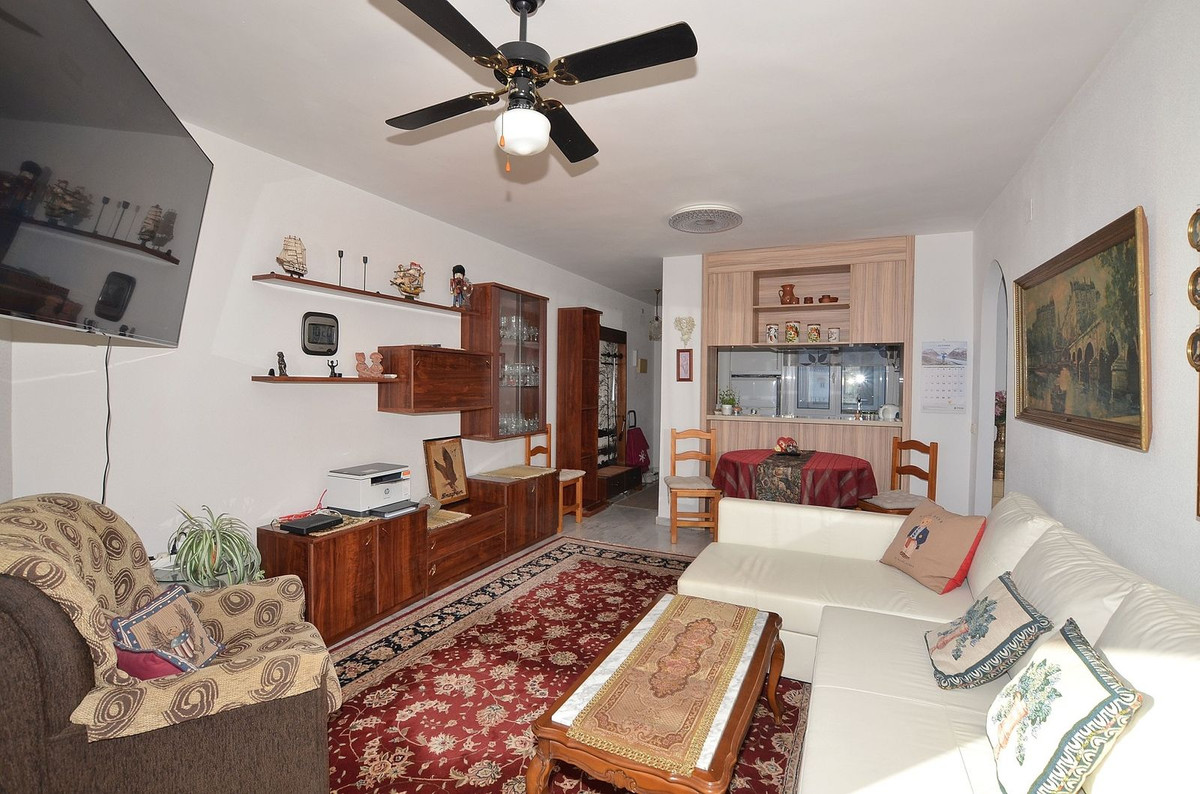 2 Bed Apartment for sale in Arroyo De La Miel Costa Del Sol, Málaga, Spain