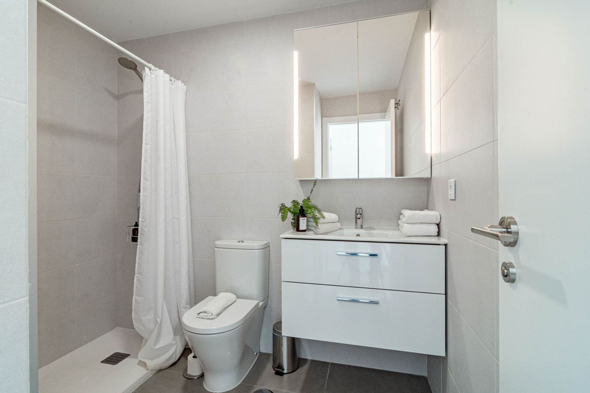 Se vende Ático de 2 dormitorios en Costa Del Sol, Málaga, España