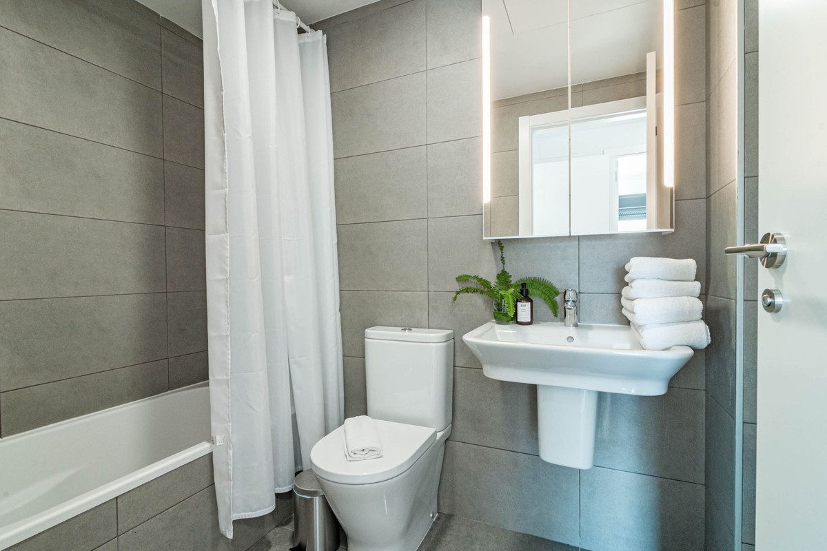 Se vende Ático de 2 dormitorios en Costa Del Sol, Málaga, España