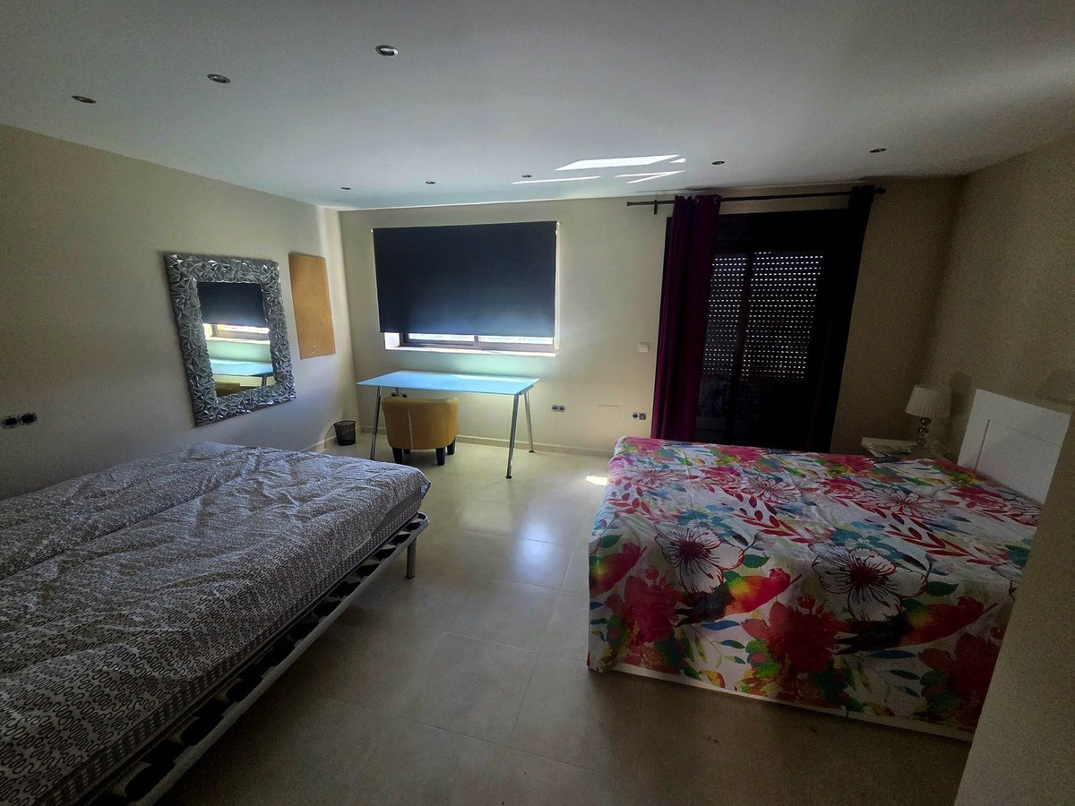 3 Bed Townhouse for sale in Estepona Costa Del Sol, Málaga, Spain