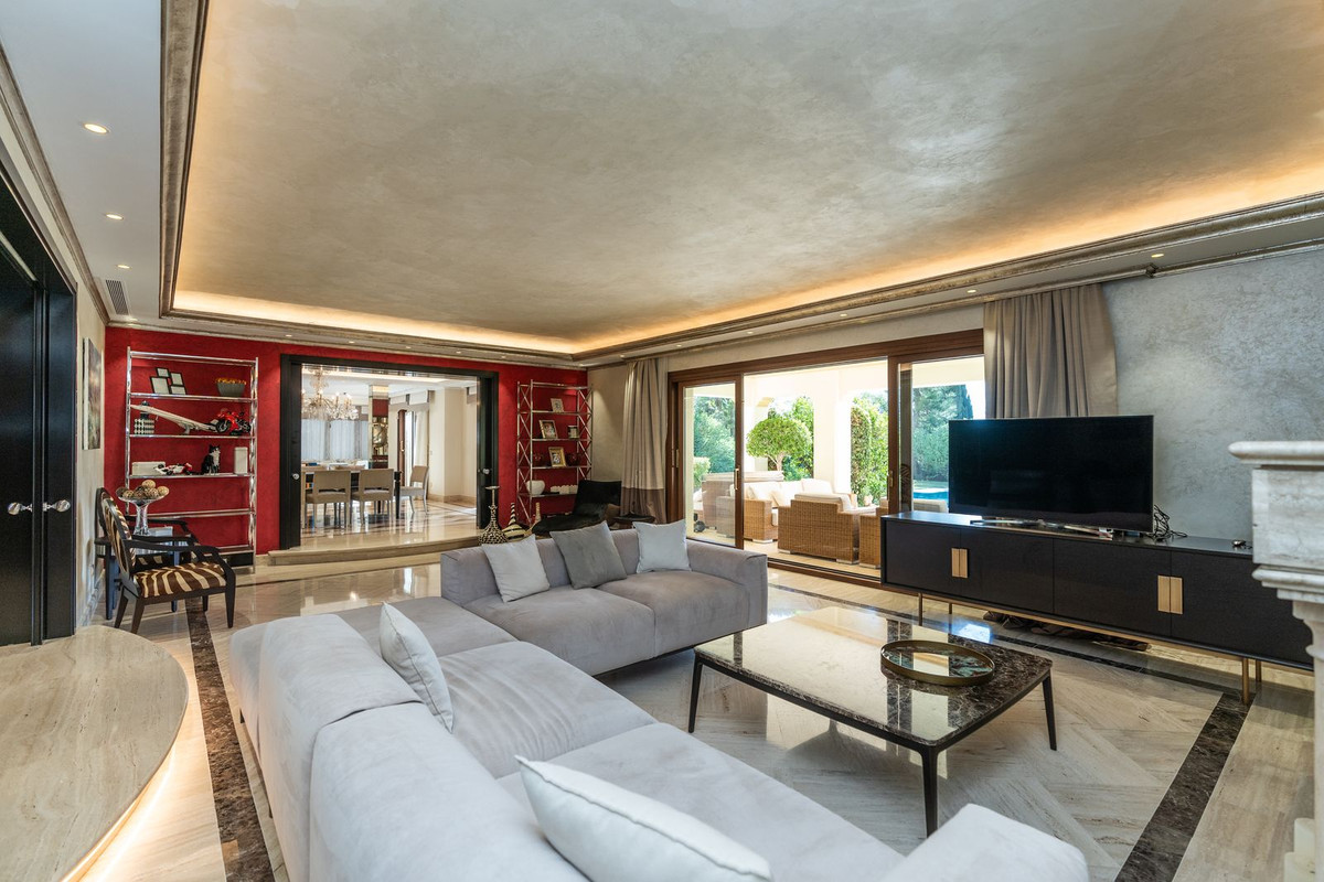 Se vende Villa - Chalet de 7 dormitorios en Costa Del Sol, Málaga, España