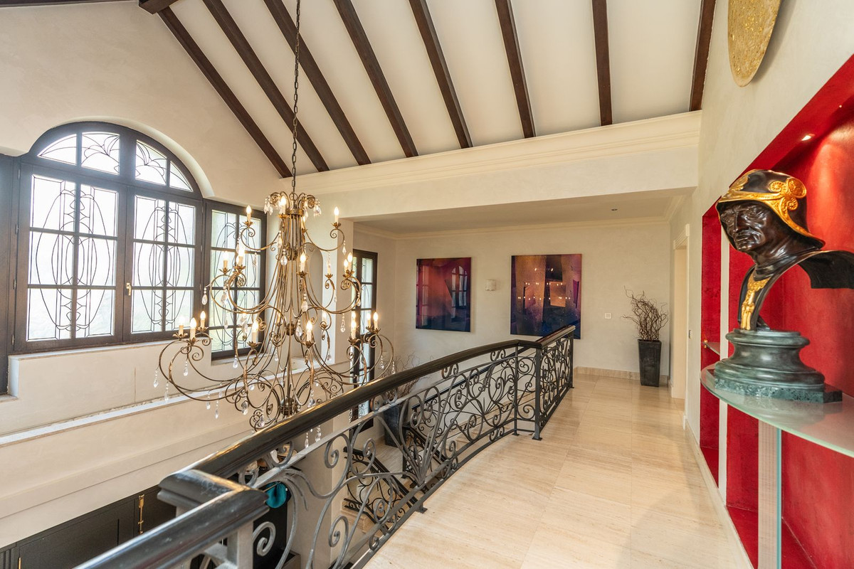 Se vende Villa - Chalet de 7 dormitorios en Costa Del Sol, Málaga, España