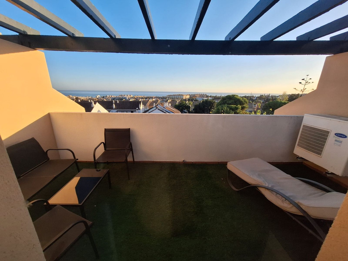 4 Bed Townhouse for sale in Marbella Costa Del Sol, Málaga, Spain