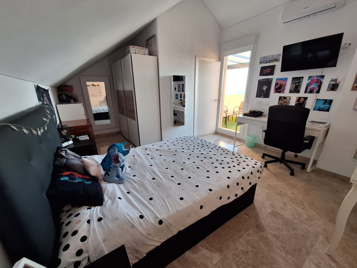 4 Bed Townhouse for sale in Marbella Costa Del Sol, Málaga, Spain