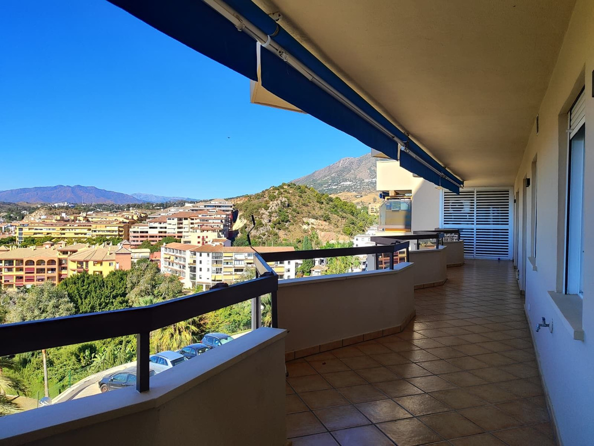 4 Bed Apartment for sale in Fuengirola Costa Del Sol, Málaga, Spain