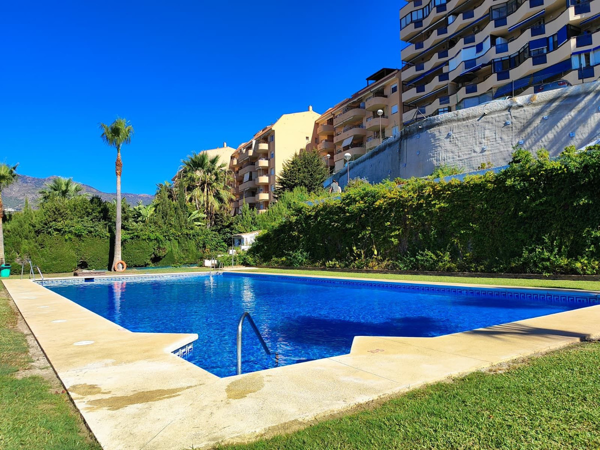 4 Bed Apartment for sale in Fuengirola Costa Del Sol, Málaga, Spain