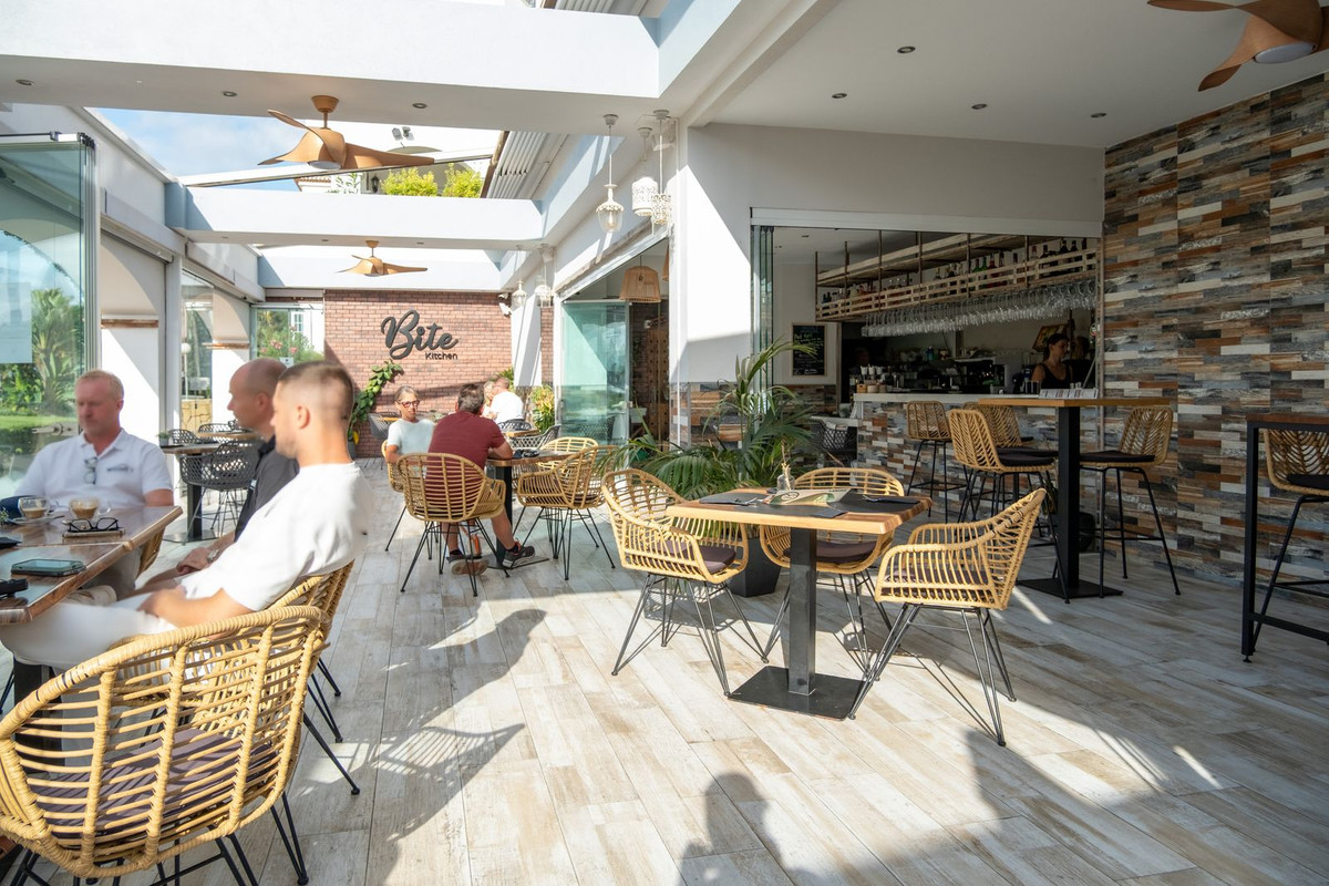 Se vende Restaurante  en Costa Del Sol, Málaga, España
