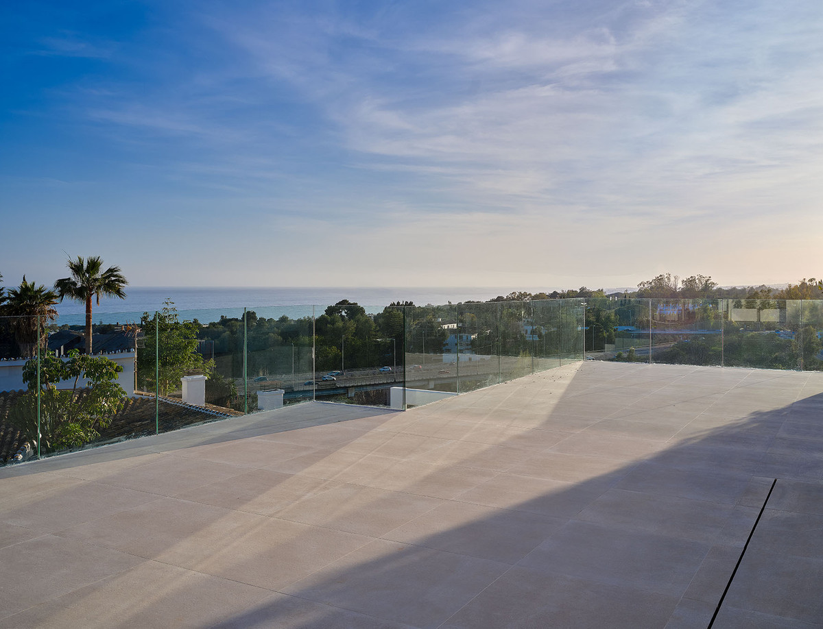 Se vende Villa - Chalet de 4 dormitorios en Costa Del Sol, Málaga, España