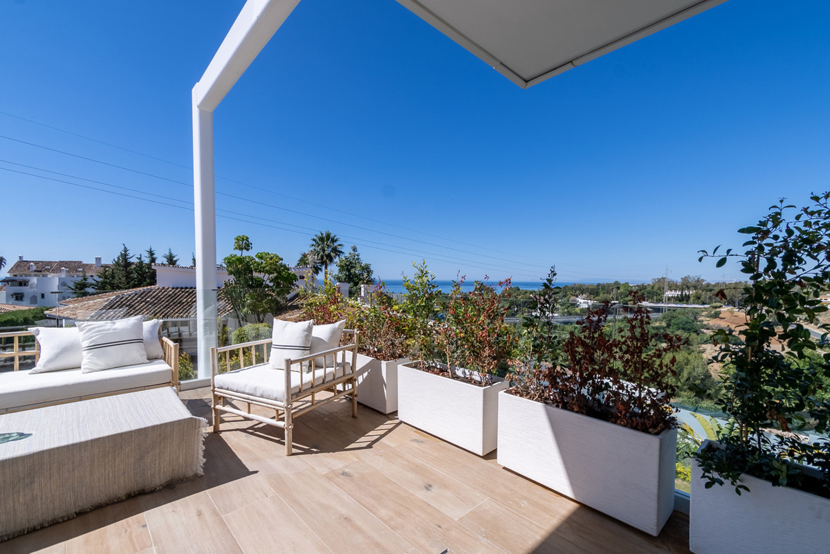 Se vende Villa - Chalet de 4 dormitorios en Costa Del Sol, Málaga, España