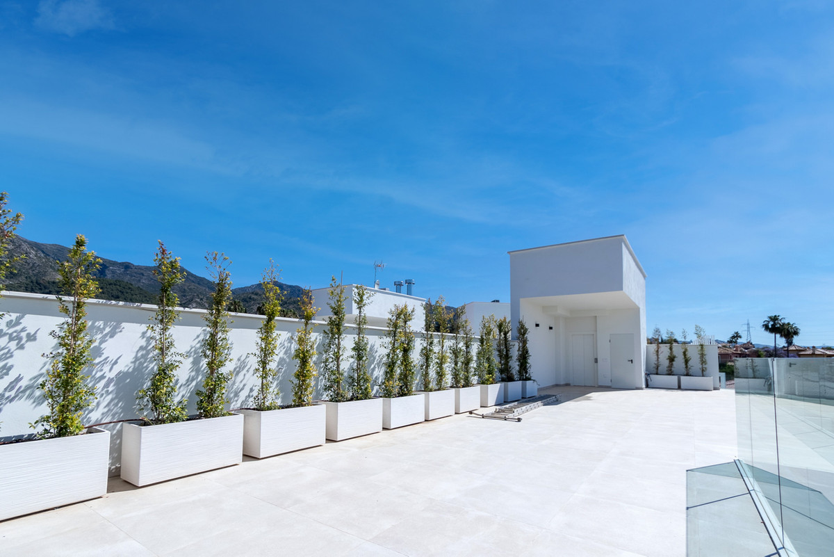 Se vende Villa - Chalet de 4 dormitorios en Costa Del Sol, Málaga, España
