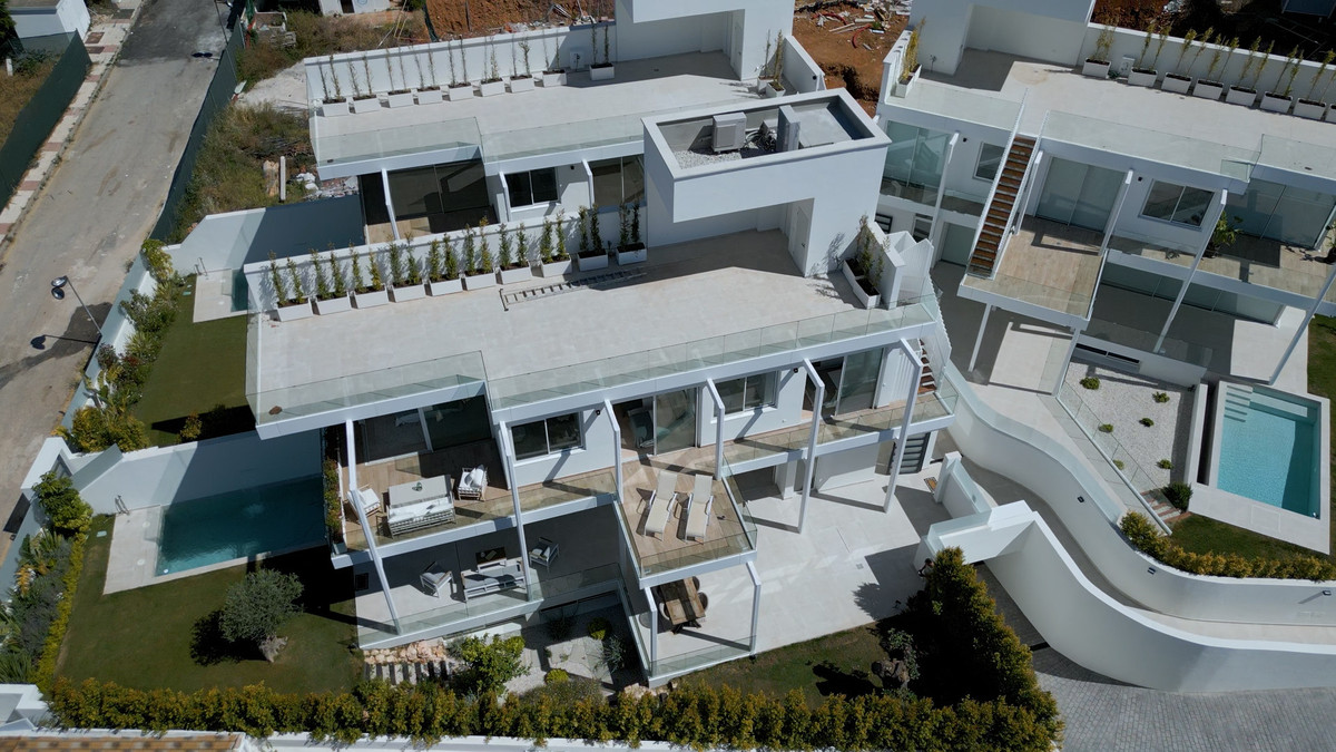 Se vende Villa - Chalet de 4 dormitorios en Costa Del Sol, Málaga, España