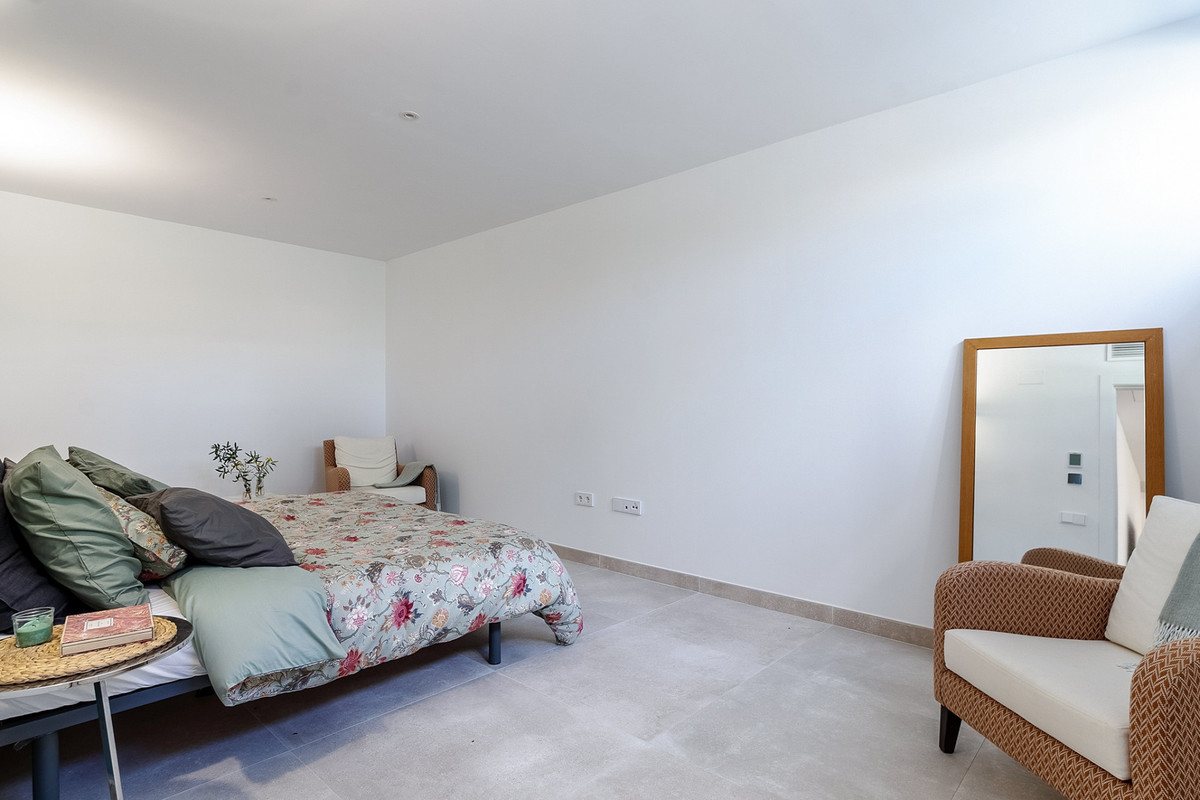 Se vende Villa - Chalet de 4 dormitorios en Costa Del Sol, Málaga, España