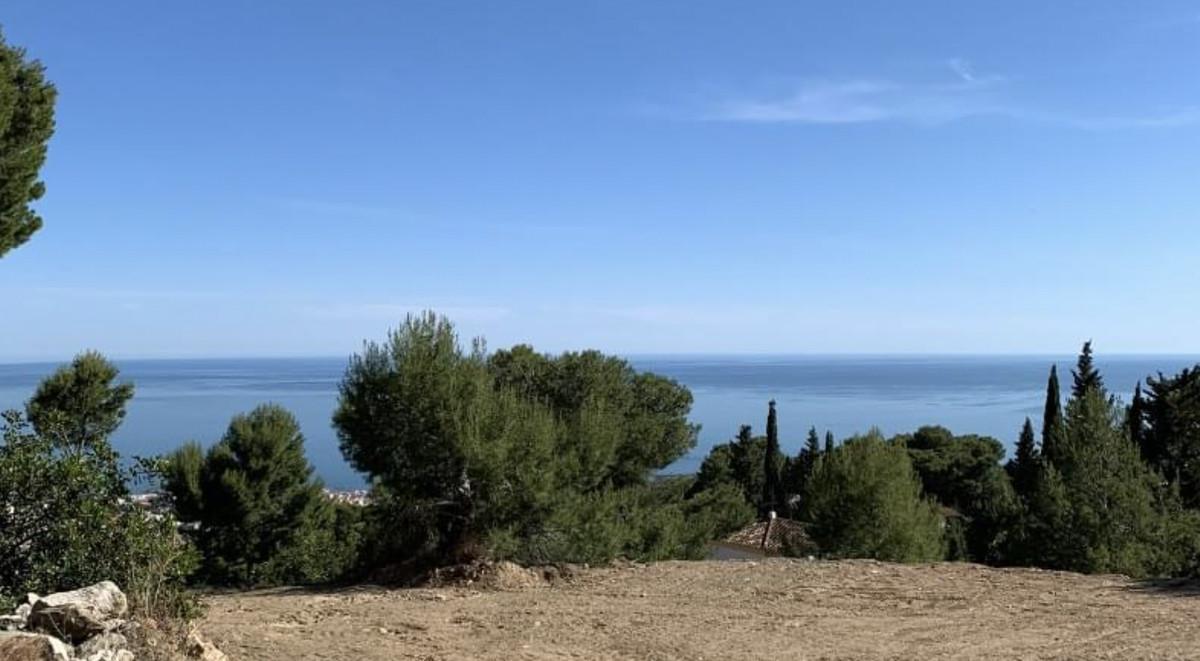 Se vende Terreno Rustico  en Costa Del Sol, Málaga, España