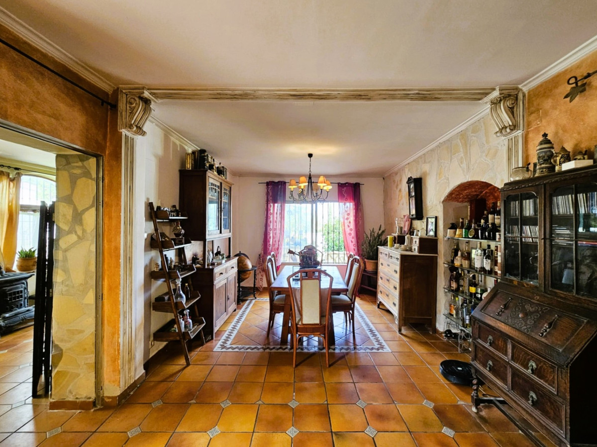 Se vende Villa - Chalet de 6 dormitorios en Costa Blanca, Alicante, España