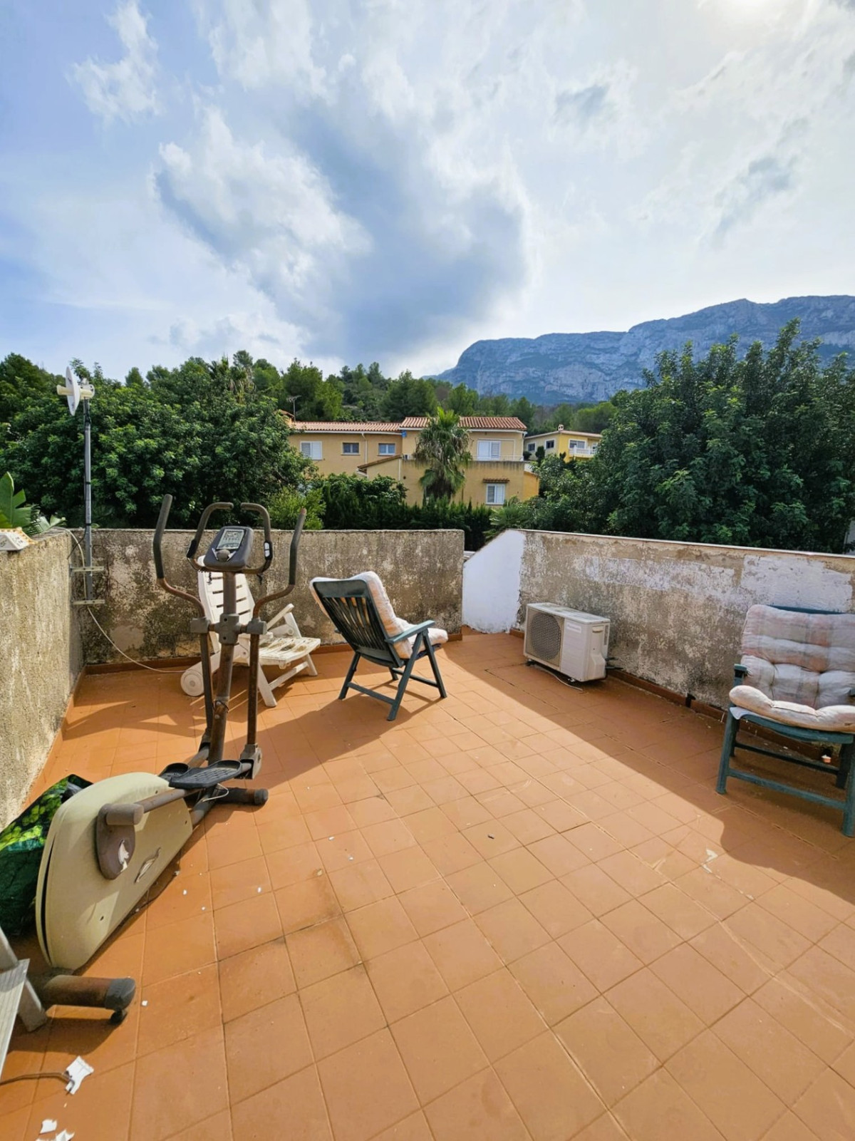 Se vende Villa - Chalet de 6 dormitorios en Costa Blanca, Alicante, España