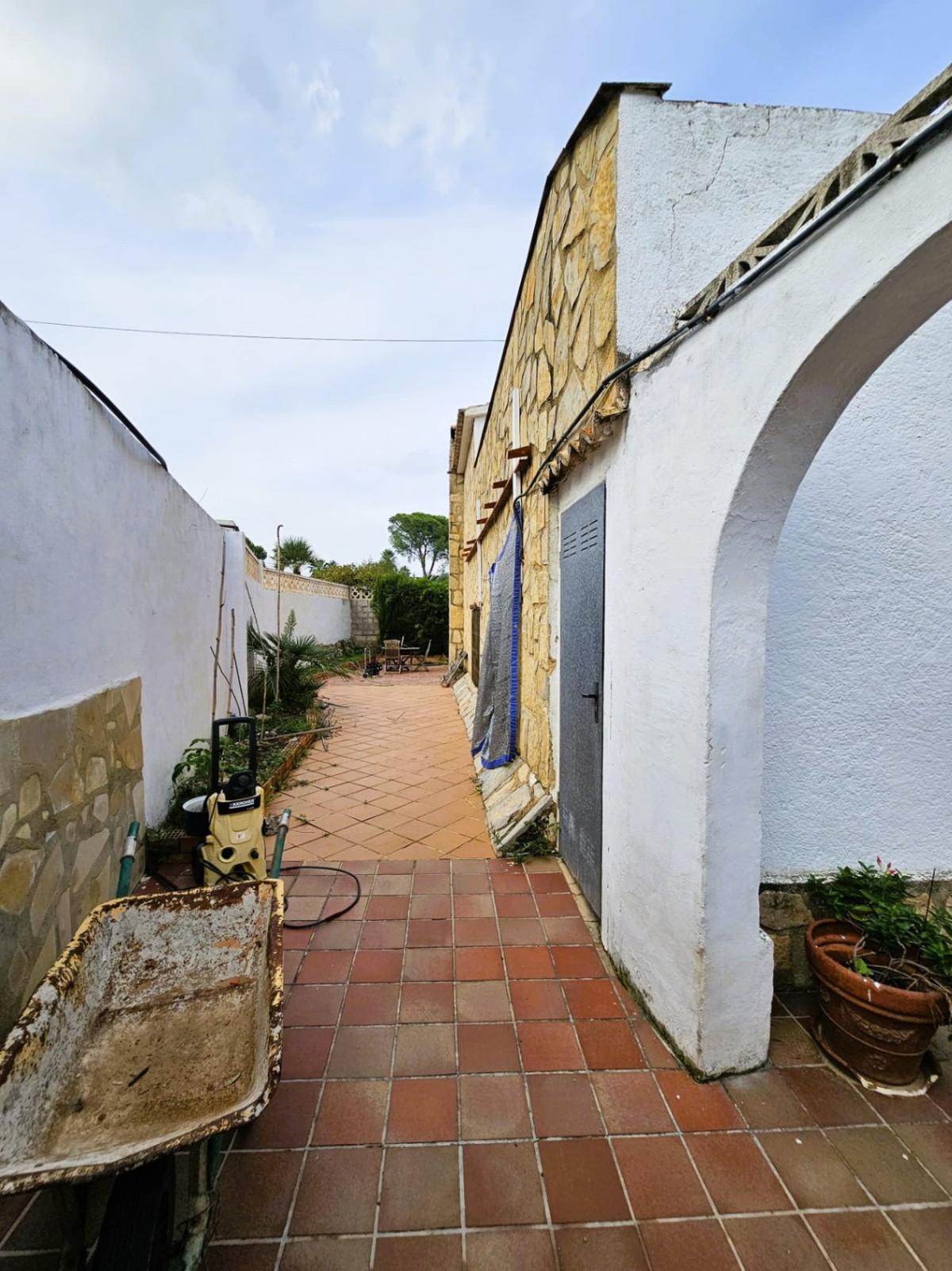 Se vende Villa - Chalet de 6 dormitorios en Costa Blanca, Alicante, España