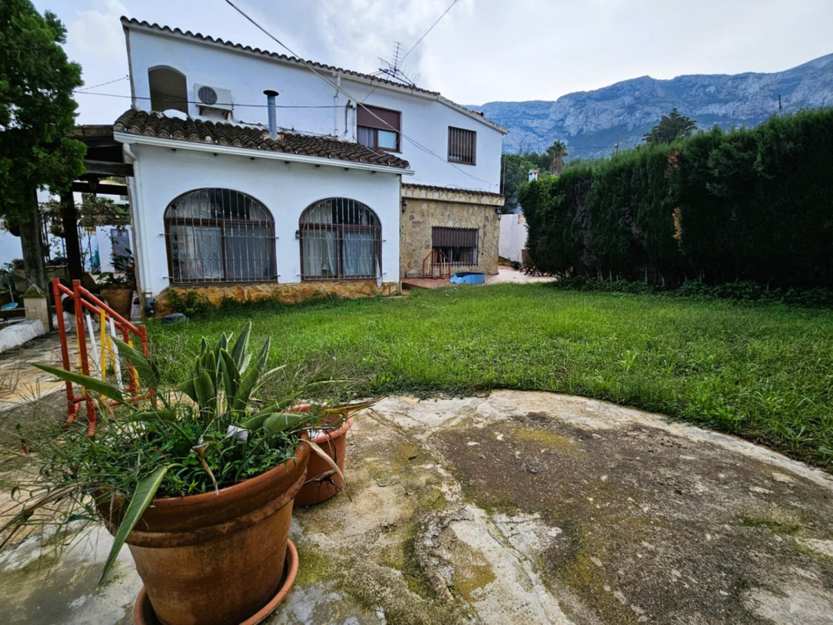 Se vende Villa - Chalet de 6 dormitorios en Costa Blanca, Alicante, España