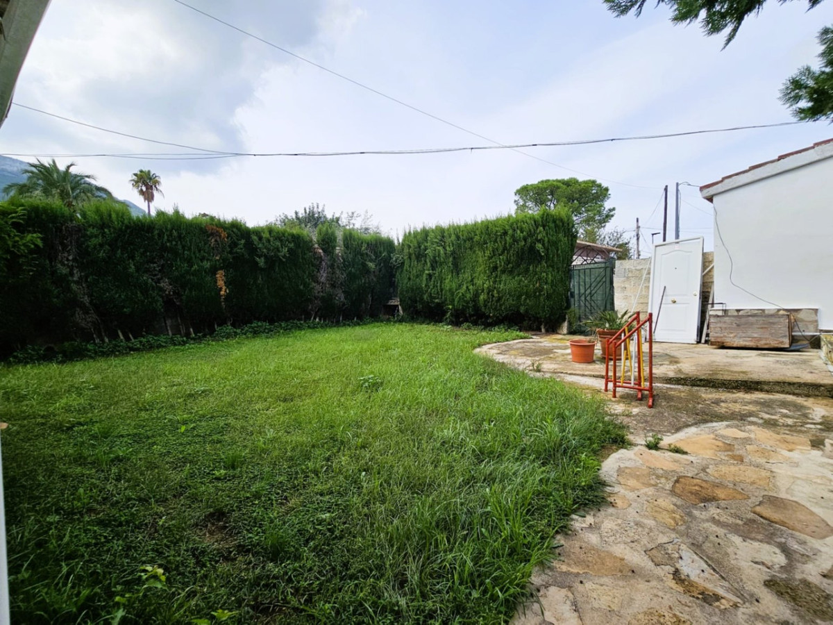 Se vende Villa - Chalet de 6 dormitorios en Costa Blanca, Alicante, España
