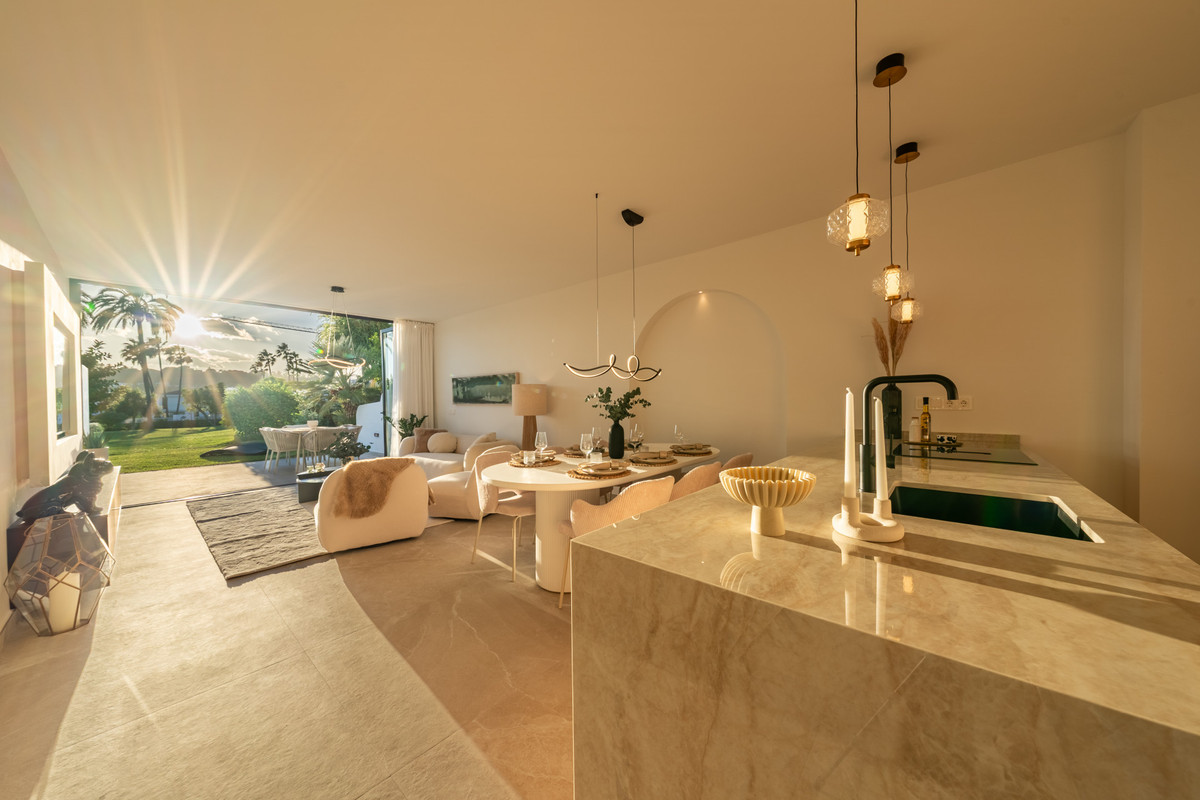 Se vende Adosada de 4 dormitorios en Costa Del Sol, Málaga, España