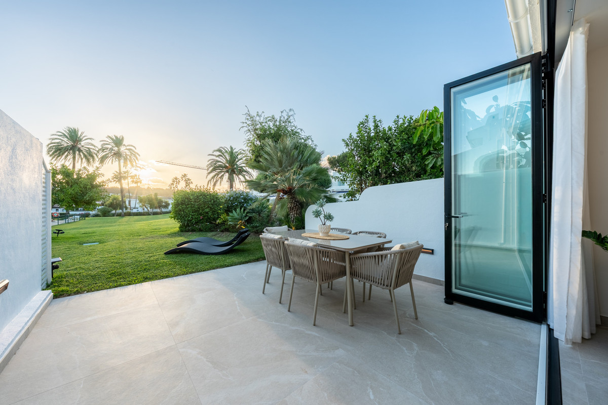 Se vende Adosada de 4 dormitorios en Costa Del Sol, Málaga, España