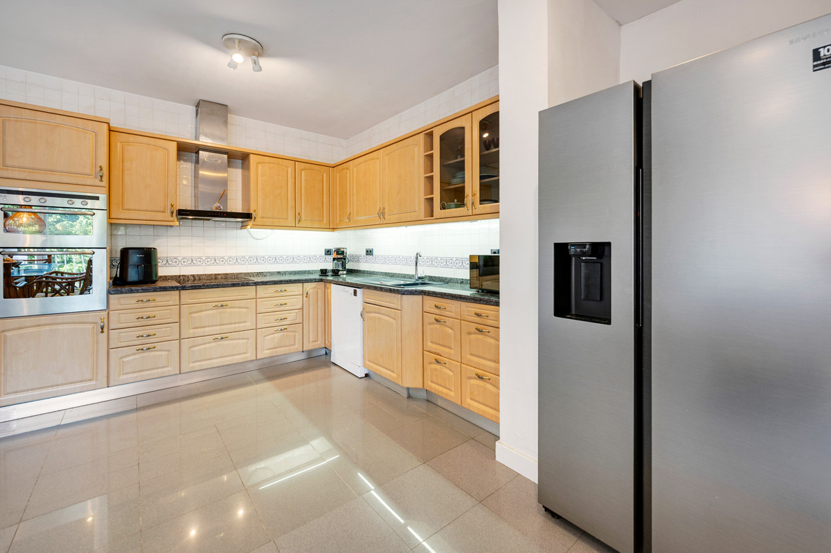 5 Bed Townhouse for sale in Sotogrande Costa Costa Del Sol, Cádiz, Spain