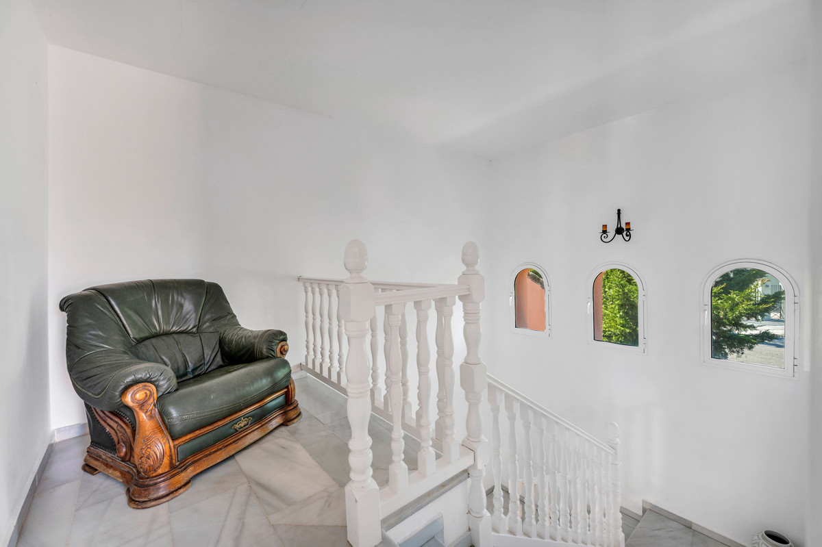 5 Bed Townhouse for sale in Sotogrande Costa Costa Del Sol, Cádiz, Spain