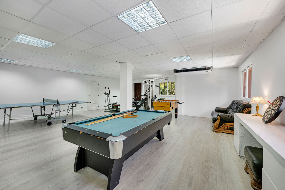 5 Bed Townhouse for sale in Sotogrande Costa Costa Del Sol, Cádiz, Spain