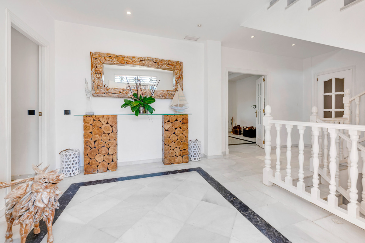 5 Bed Townhouse for sale in Sotogrande Costa Costa Del Sol, Cádiz, Spain