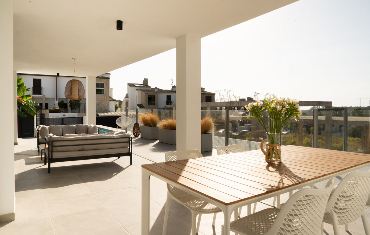 Se vende Villa - Chalet de 3 dormitorios en Costa Del Sol, Málaga, España