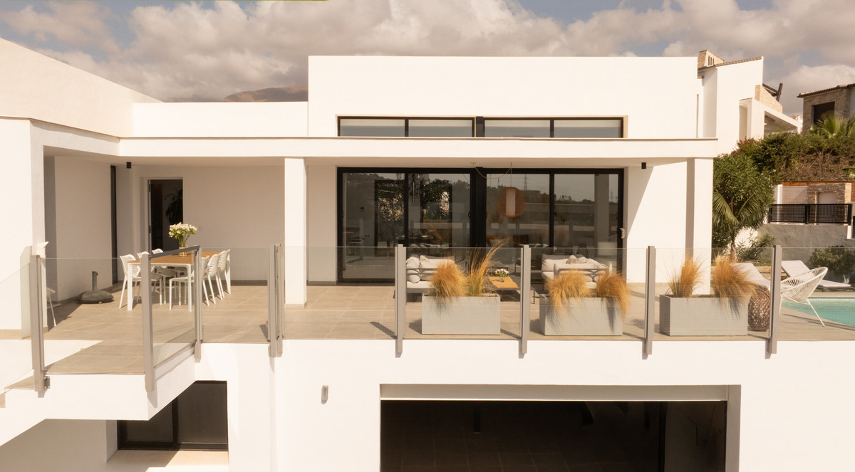 Se vende Villa - Chalet de 3 dormitorios en Costa Del Sol, Málaga, España