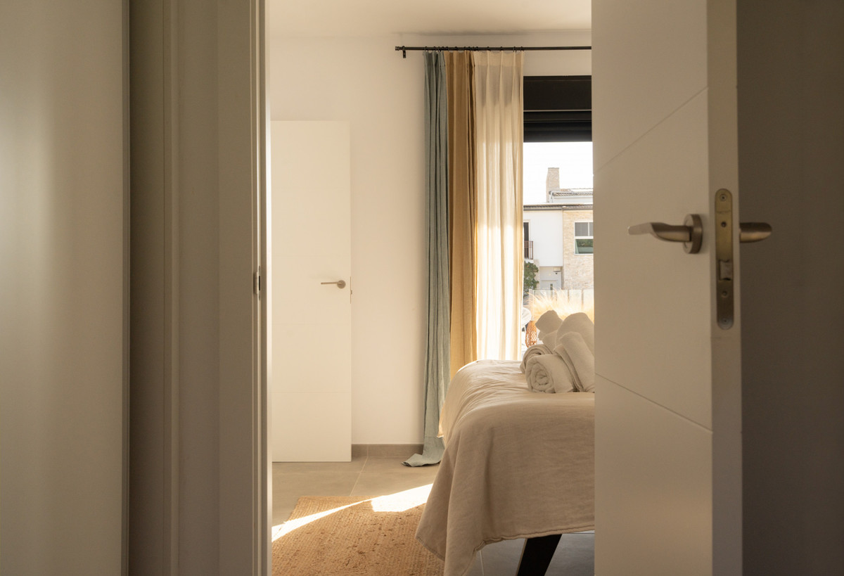 Se vende Villa - Chalet de 3 dormitorios en Costa Del Sol, Málaga, España