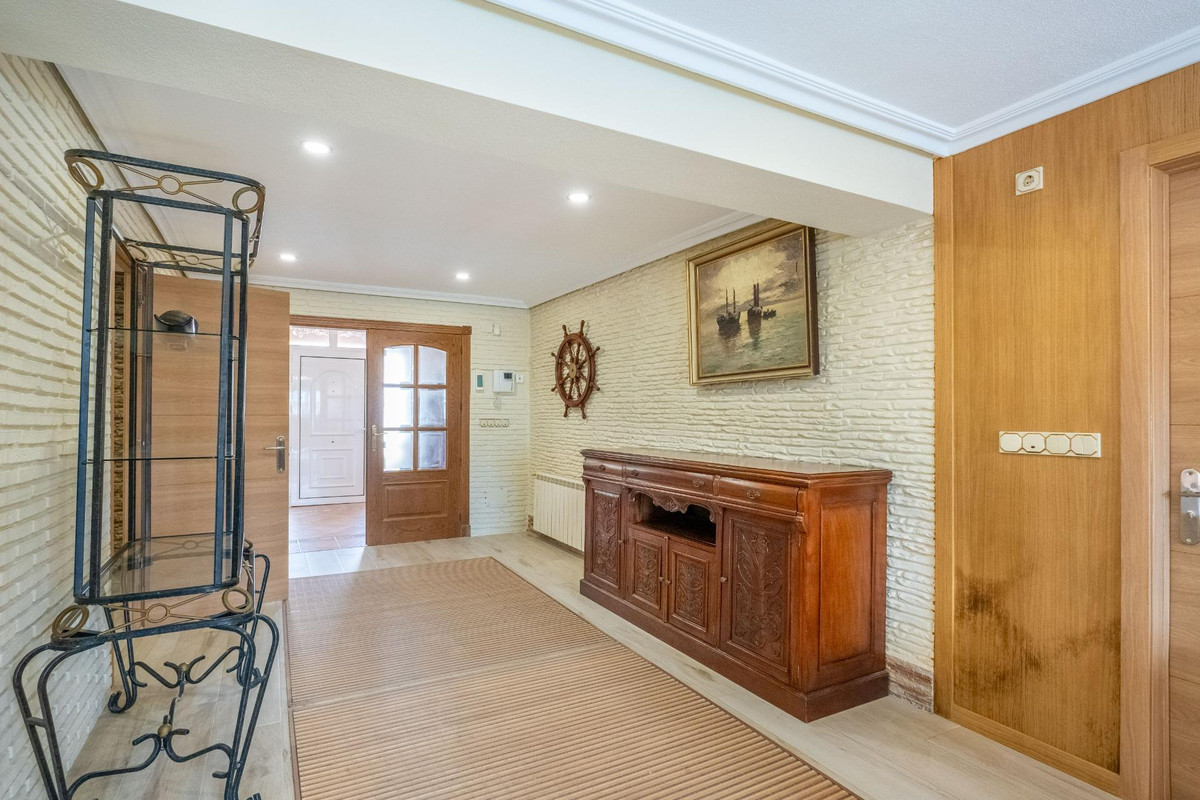 Se vende Villa - Chalet de 6 dormitorios en Costa Blanca, Alicante, España